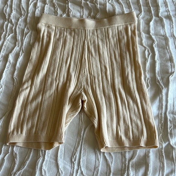 & Other Stories Ribbed Knit Shorts - Picture 1 of 9